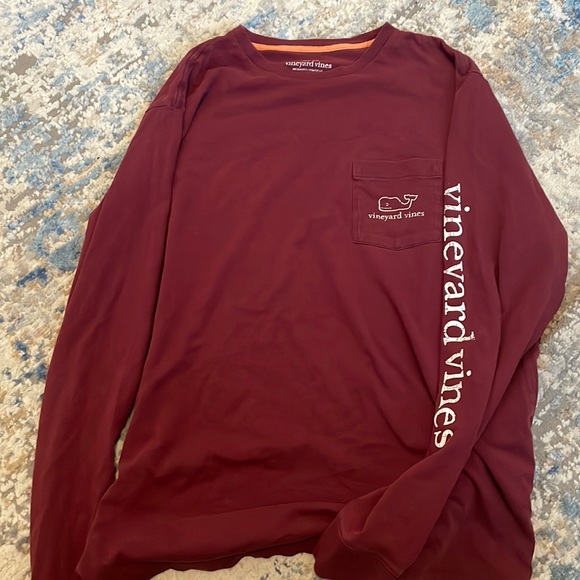 Vineyard Vines Other - 5/25 Vineyard Vines long sleeve tee